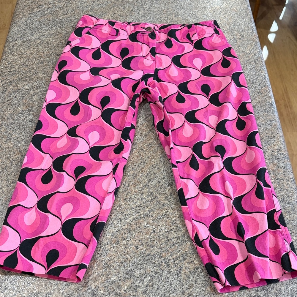 Loudmouth Pink and Black Swirl capri Pants size 6